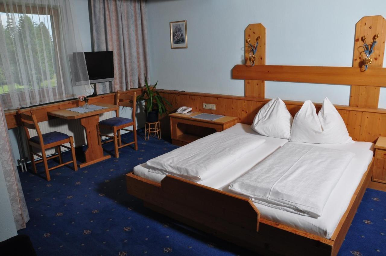 Hotel Zum Hirschen Leutasch Phòng bức ảnh