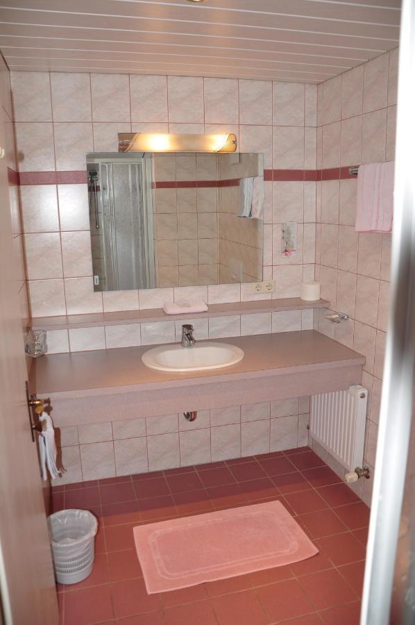 Hotel Zum Hirschen Leutasch Phòng bức ảnh